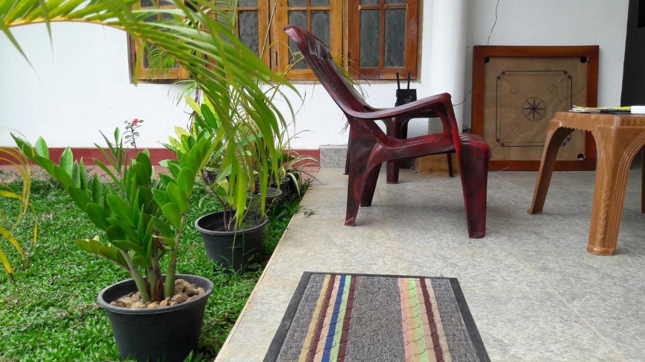 Big House Udawalawe Panzió Kültér fotó